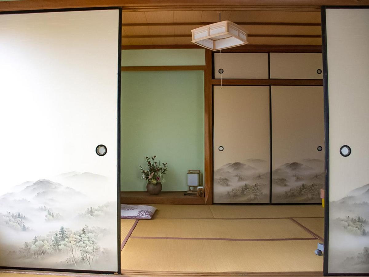 Guest Cafe Kuchikumano Hotel Kamitondacho Eksteriør billede