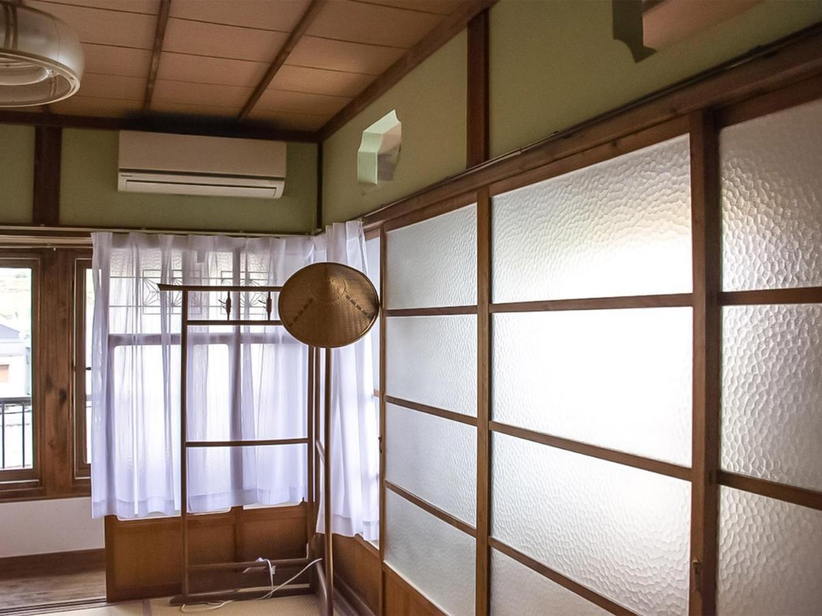 Guest Cafe Kuchikumano Hotel Kamitondacho Eksteriør billede